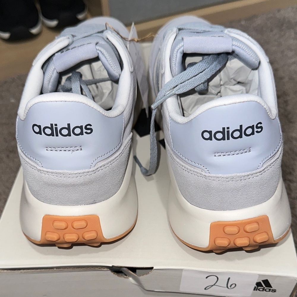 Adidas Men's Run 70s Sneakers - Picture 3 of 5